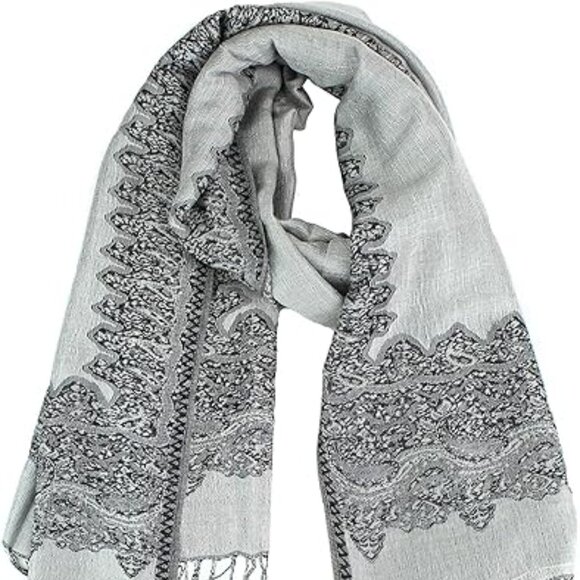 Wrap/Shawl - Picture 1 of 3